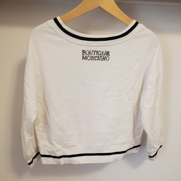 Boutique Moschino white & black 3/4 sleeves top. Bow print. Crop. Size 8. - Picture 2 of 11